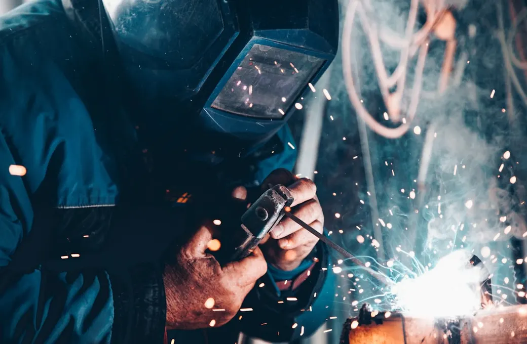 Manufacturing & Industrial